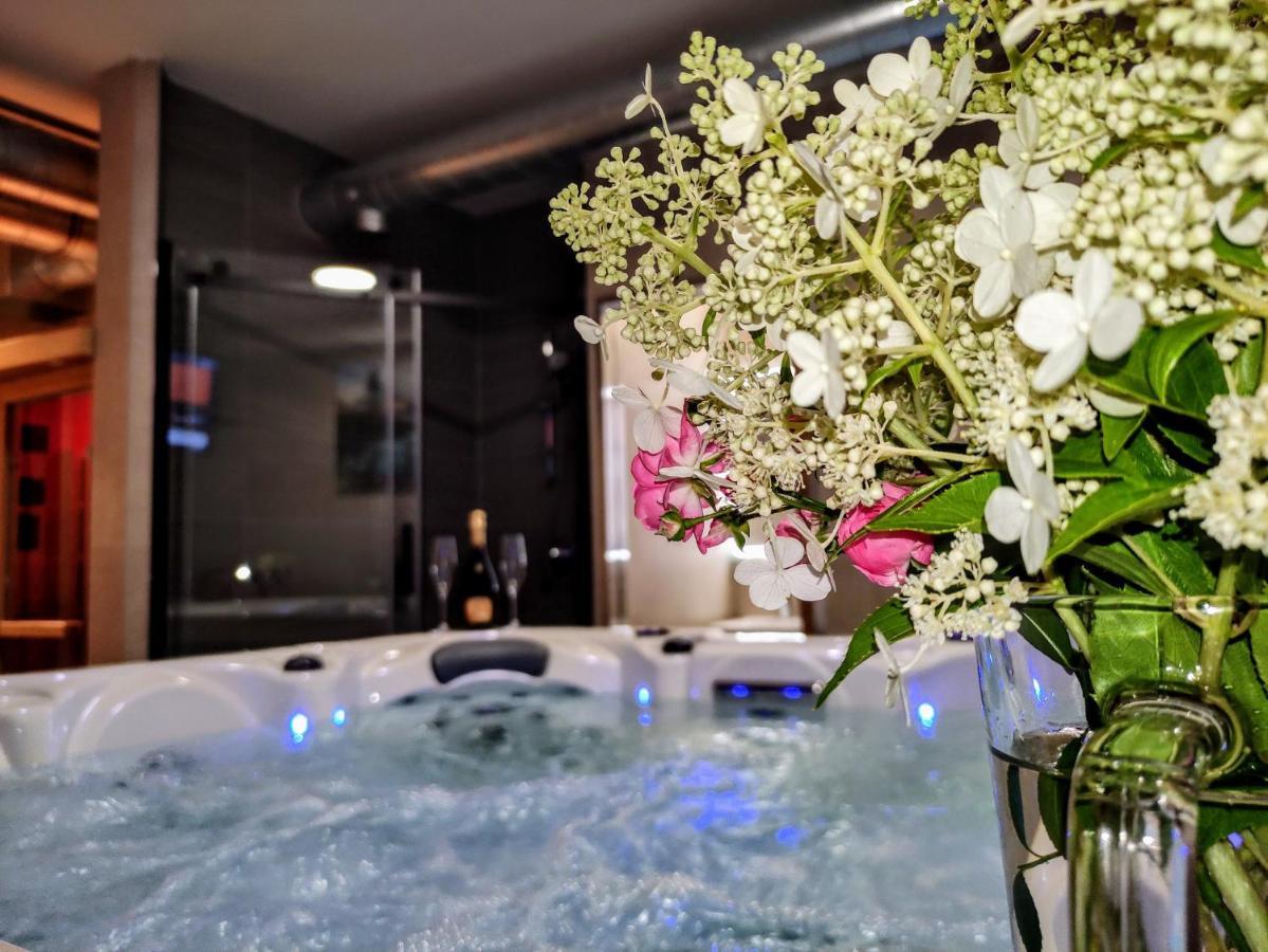 Grand Spa Harrachov - Wellness Luxusni Apartman S Velkou Virivkou, Saunou, Kuchyni A Venkovnim Posezenim V Centru Harrachova Exteriör bild