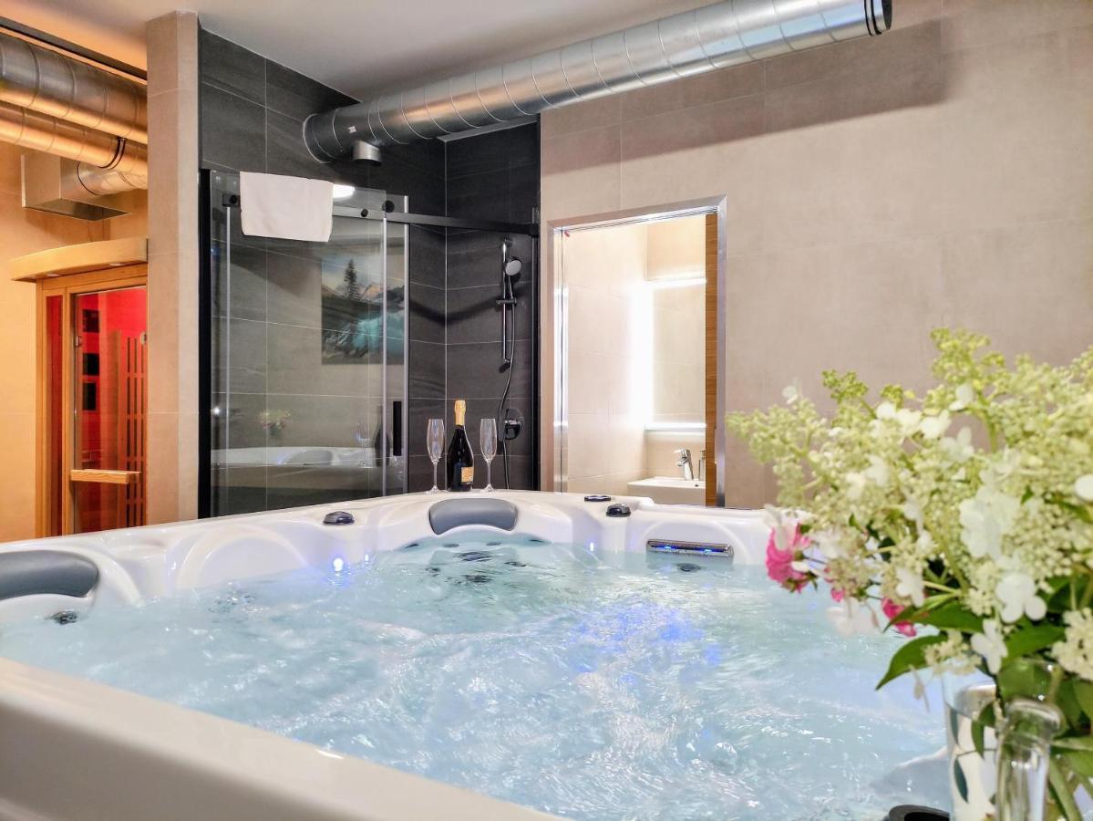 Grand Spa Harrachov - Wellness Luxusni Apartman S Velkou Virivkou, Saunou, Kuchyni A Venkovnim Posezenim V Centru Harrachova Exteriör bild