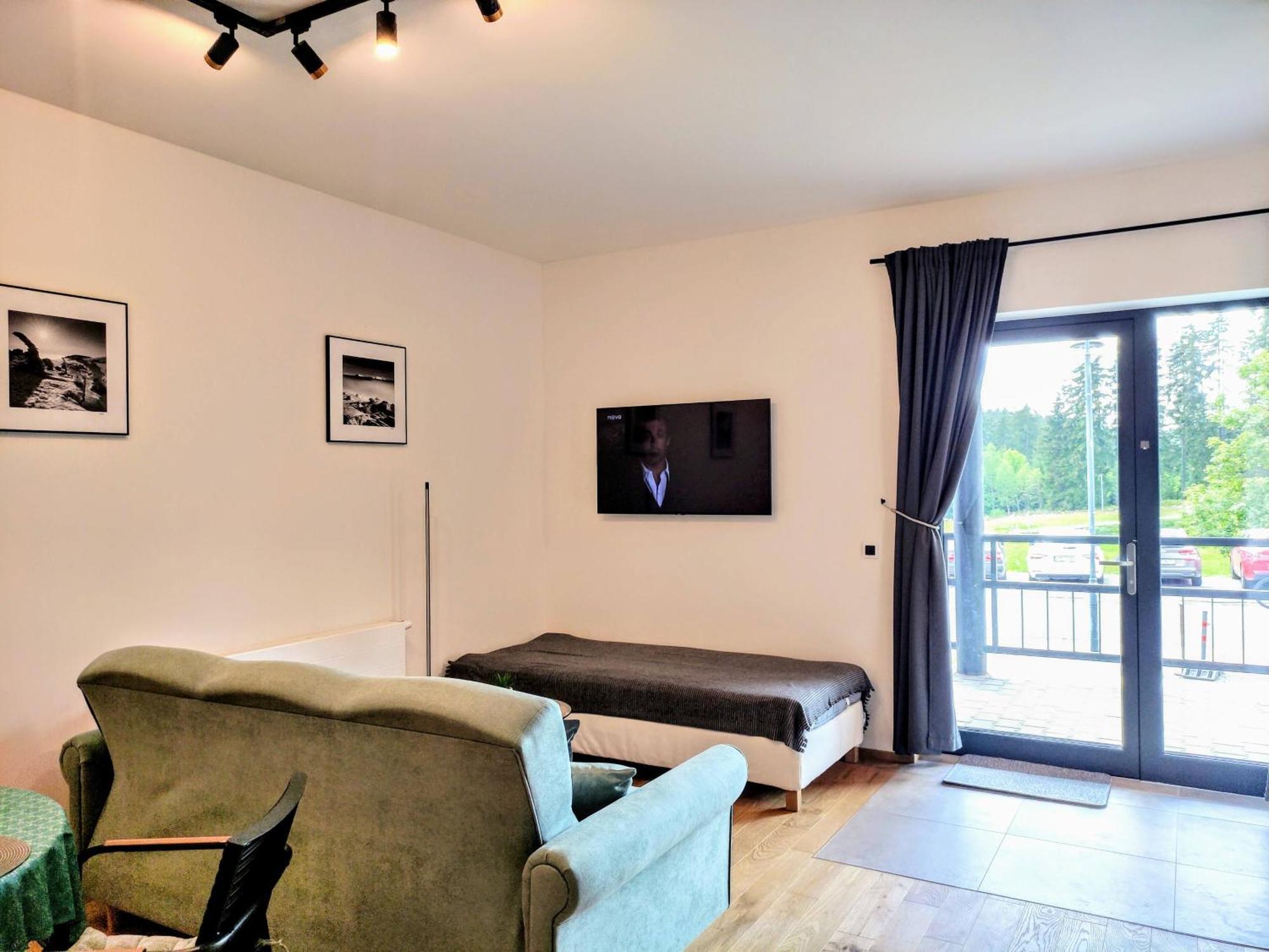 Grand Spa Harrachov - Wellness Luxusni Apartman S Velkou Virivkou, Saunou, Kuchyni A Venkovnim Posezenim V Centru Harrachova Rum bild